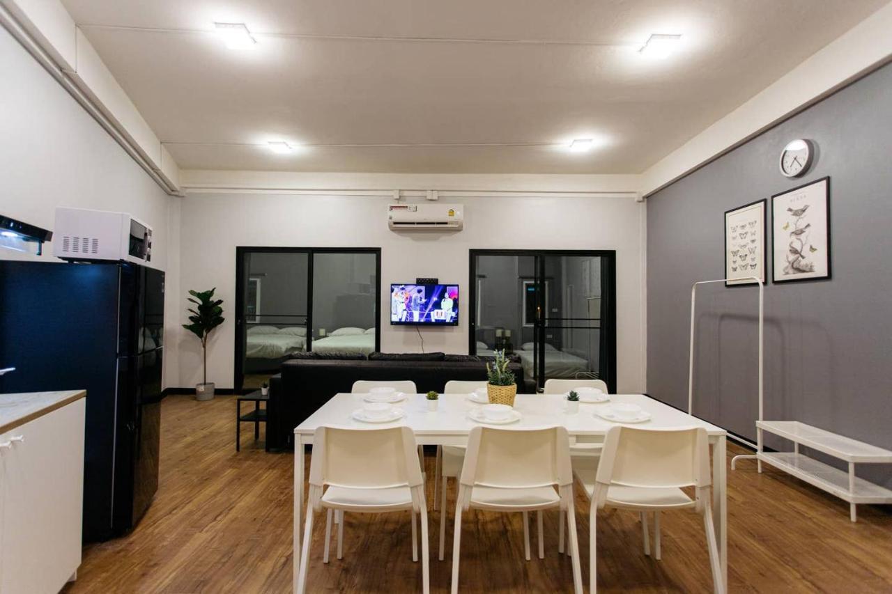 U3 Large 2 Bedroom Full Kitchen Near Bts Udomsuk Bangkok Eksteriør billede